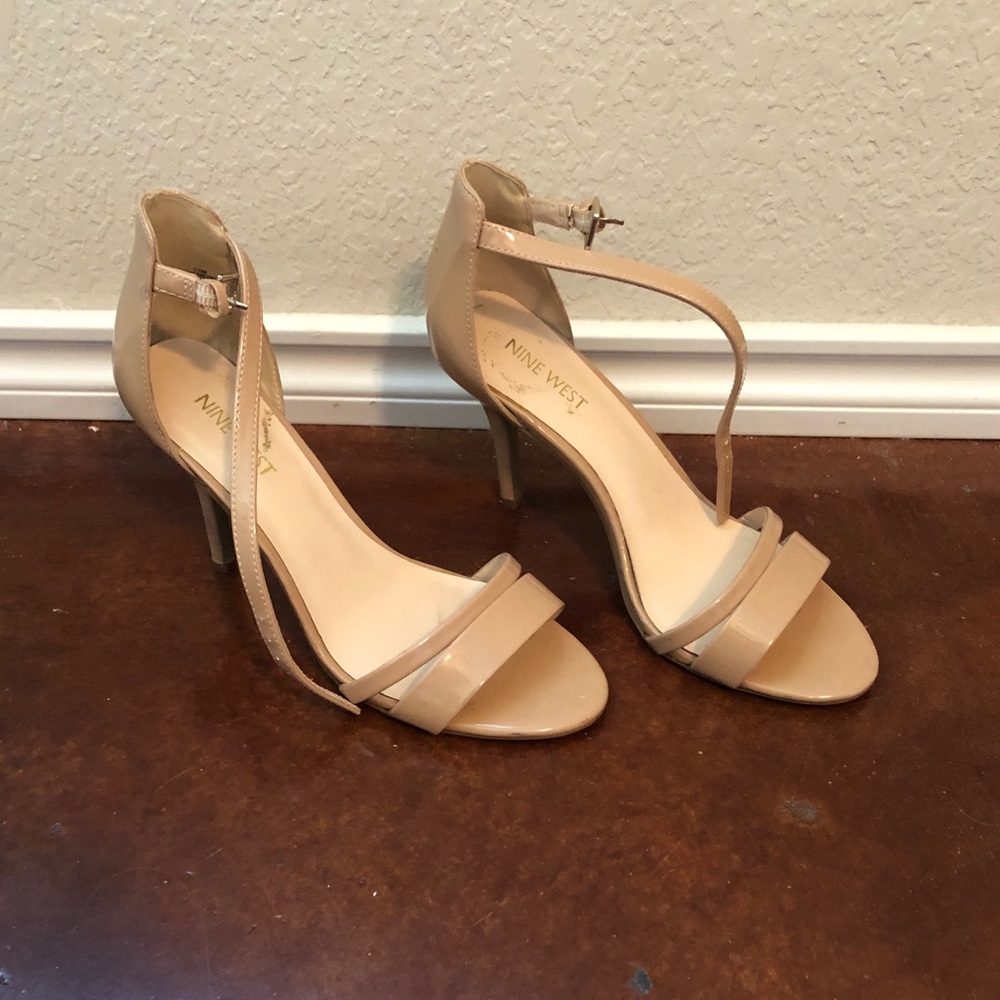 Nine west patent nude heels